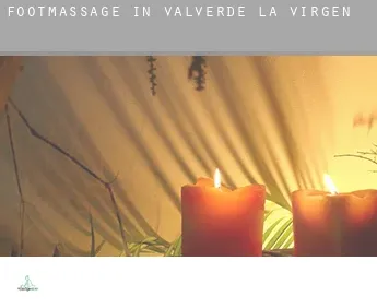 Foot massage in  Valverde de la Virgen